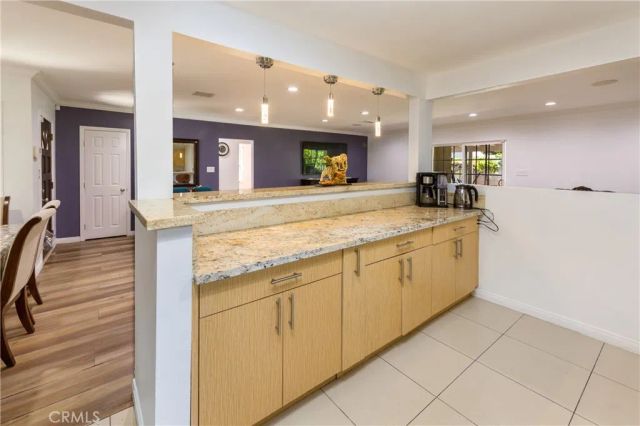 19422 Welby, Reseda, CA 91335