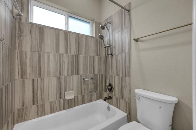 26018 Hasting Ridge Lane, Kingwood, TX 77339