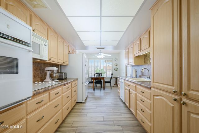 15430 N BOWLING GREEN Drive, Sun City, AZ 85351