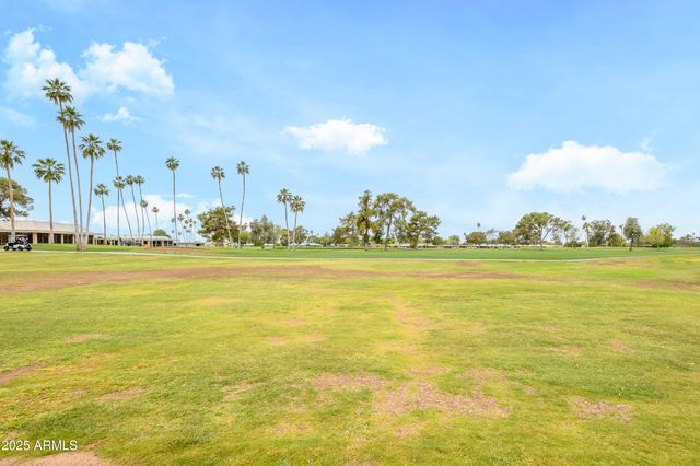 15430 N BOWLING GREEN Drive, Sun City, AZ 85351