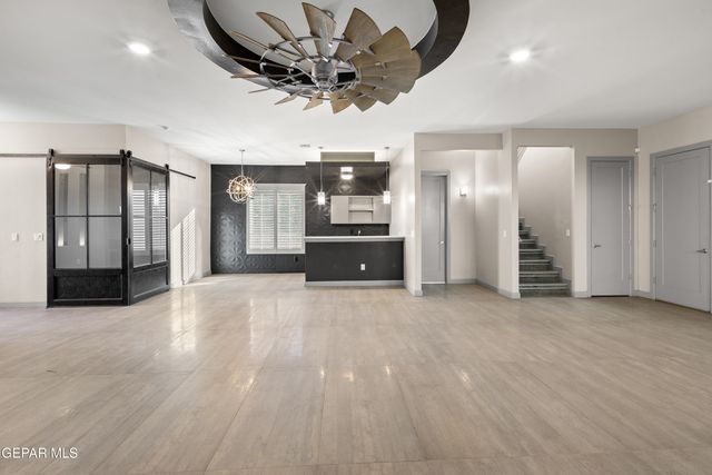 421 S FESTIVAL Drive, El Paso, TX 79912