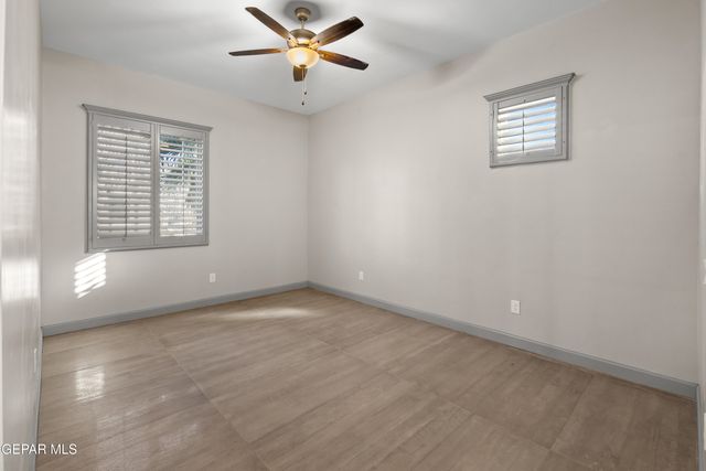 421 S FESTIVAL Drive, El Paso, TX 79912