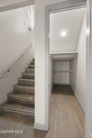 421 S FESTIVAL Drive, El Paso, TX 79912