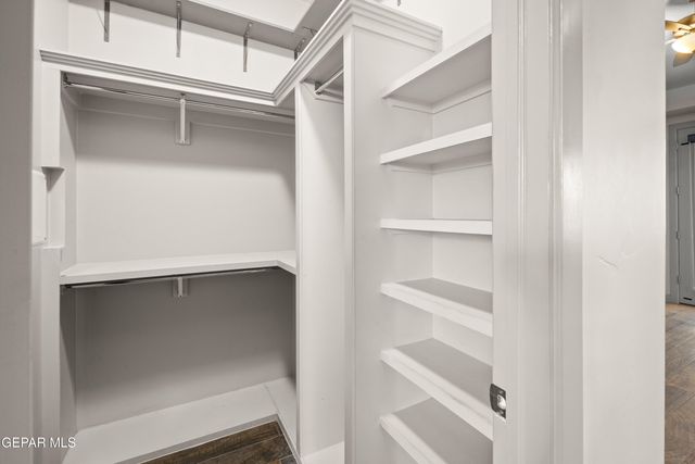 421 S FESTIVAL Drive, El Paso, TX 79912