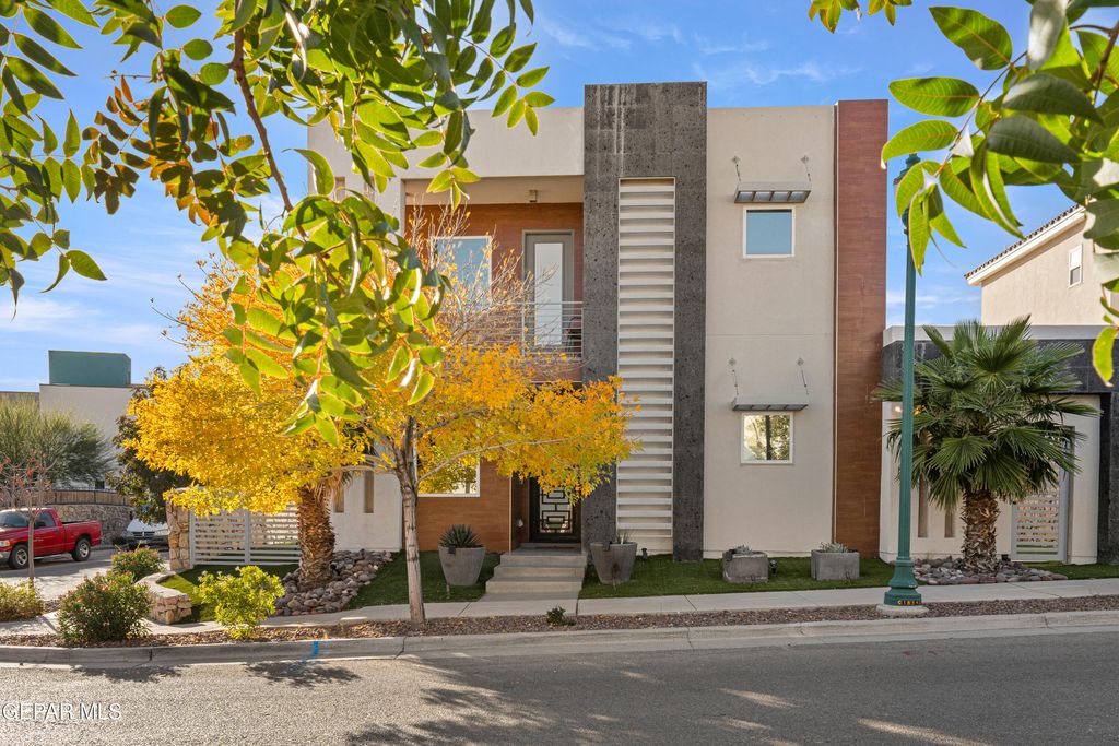 421 S FESTIVAL Drive, El Paso, TX 79912