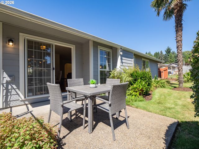 5484 MIDDLECREST Ct S, Salem, OR 97306