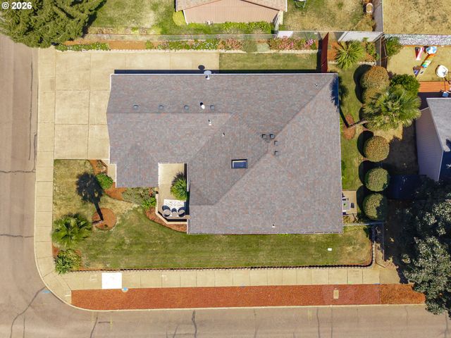5484 MIDDLECREST Ct S, Salem, OR 97306