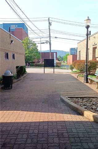 251 Seventh Street, New Kensington, PA 15068