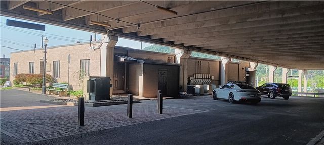 251 Seventh Street, New Kensington, PA 15068