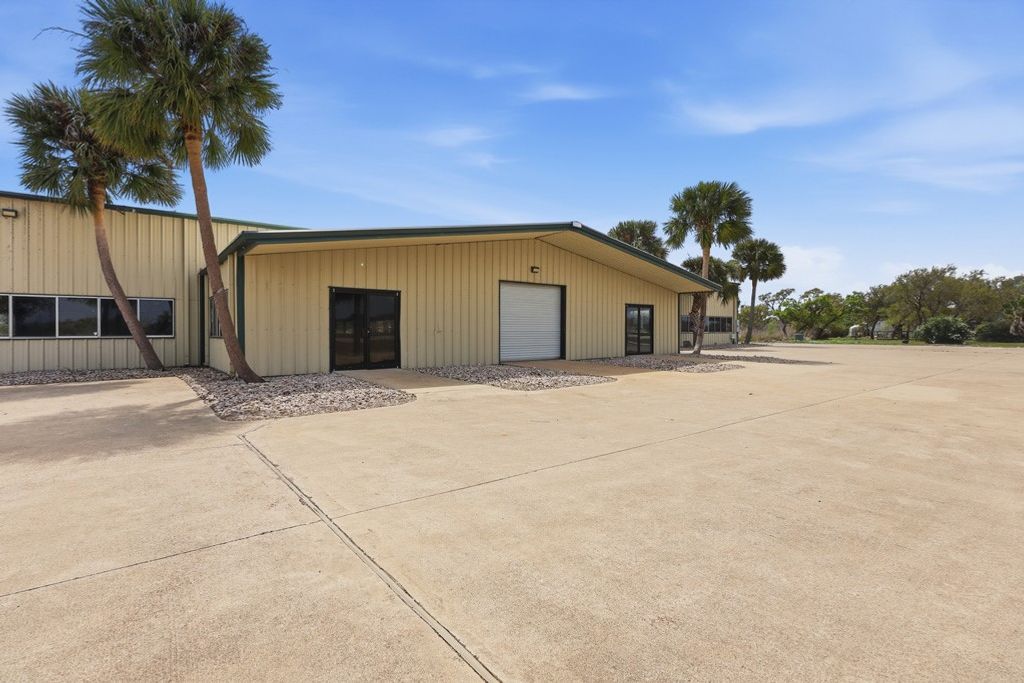 1106 State Highway 35, Rockport, TX 78382 — photo 2