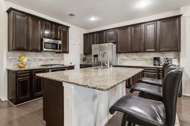 1505 Heartwood Drive, Conroe, TX 77384