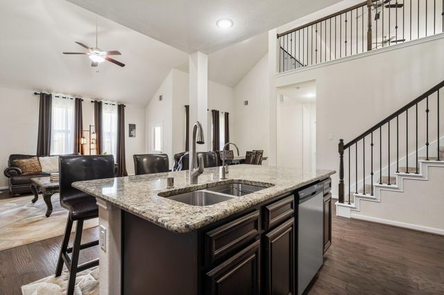 1505 Heartwood Drive, Conroe, TX 77384