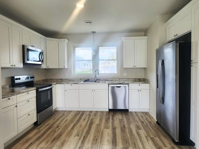4222 Fern Avenue SE, Rochester, MN 55904