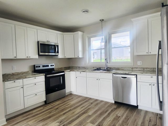 4222 Fern Avenue SE, Rochester, MN 55904