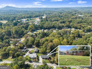 574 S Sage Street, Toccoa, GA 30577
