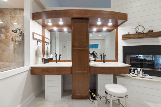 1395 Roy Sellers Rd, Columbia, TN 38401