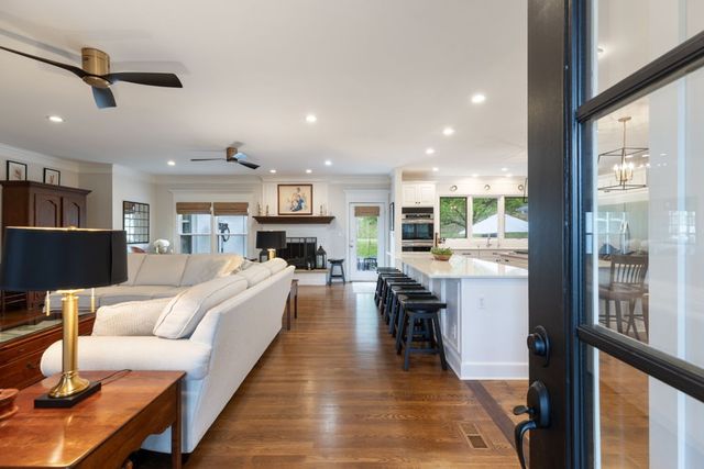 1395 Roy Sellers Rd, Columbia, TN 38401