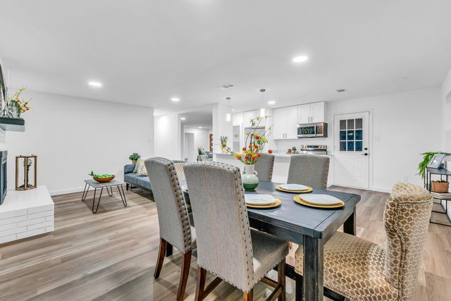 1701 Carla Avenue, Arlington, TX 76014