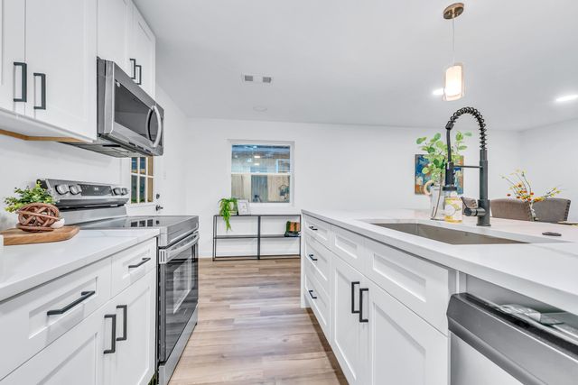 1701 Carla Avenue, Arlington, TX 76014