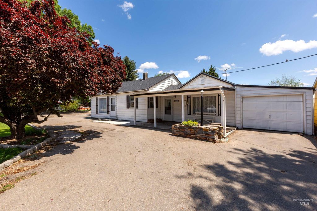 1402 Southside Blvd, Nampa, ID 83686