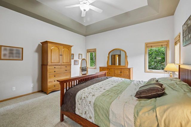 610 Pleasant Valley Parkway, Waunakee, WI 53597