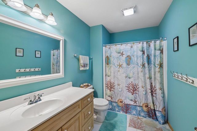 610 Pleasant Valley Parkway, Waunakee, WI 53597