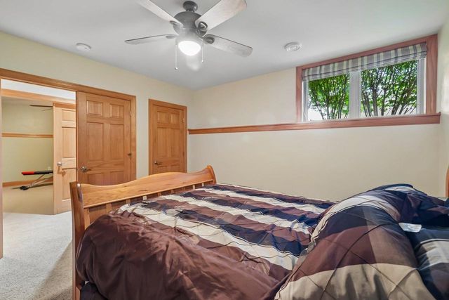 610 Pleasant Valley Parkway, Waunakee, WI 53597