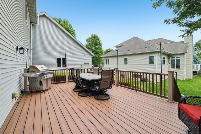 610 Pleasant Valley Parkway, Waunakee, WI 53597