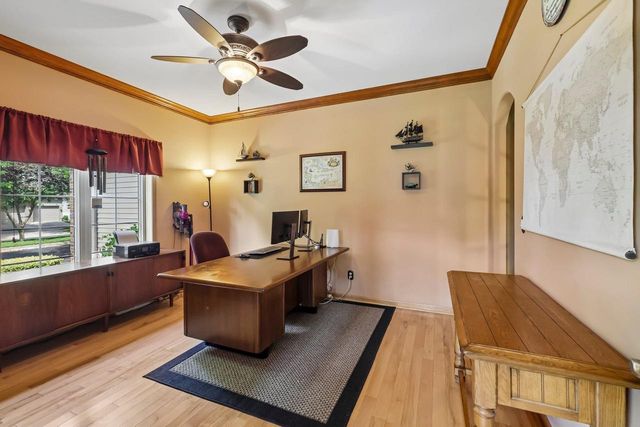 610 Pleasant Valley Parkway, Waunakee, WI 53597