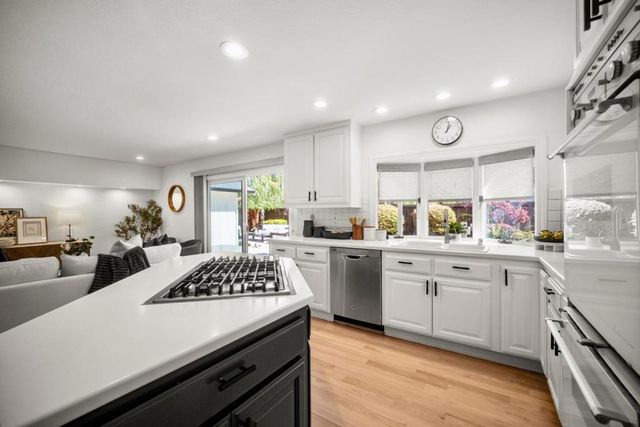 861 Haddock Street, Foster City, CA 94404