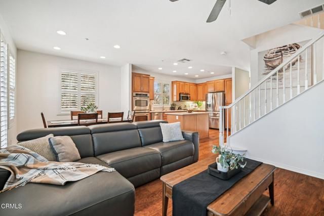 1337 Bayside Circle, Oxnard, CA 93035