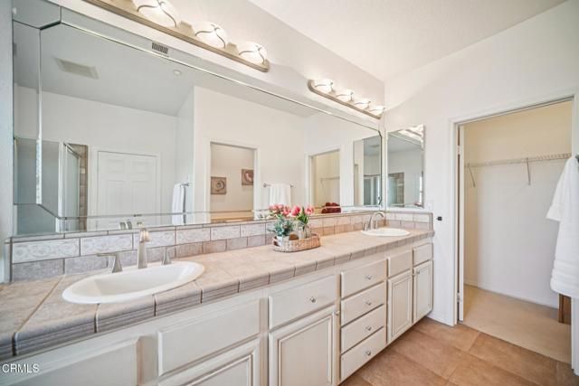 1337 Bayside Circle, Oxnard, CA 93035