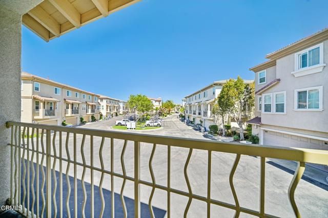 1337 Bayside Circle, Oxnard, CA 93035