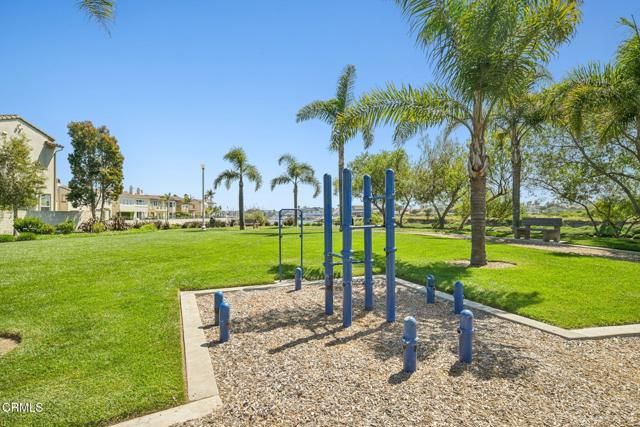 1337 Bayside Circle, Oxnard, CA 93035