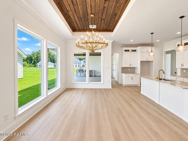 113 Fountain Mdw Drive, Broussard, LA 70518