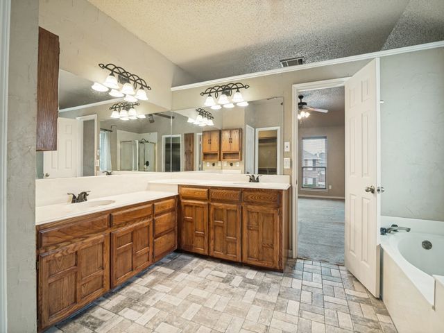 9102 Barton Creek Drive, Rowlett, TX 75089