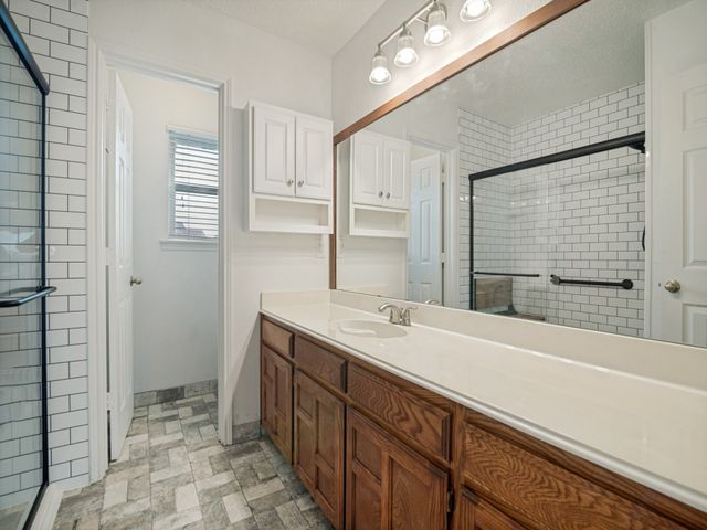 9102 Barton Creek Drive, Rowlett, TX 75089