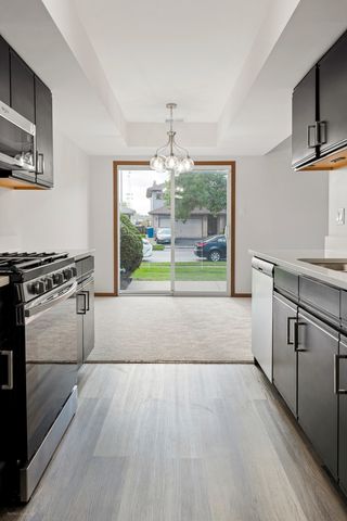 12527 S Central Park Avenue, Alsip, IL 60803