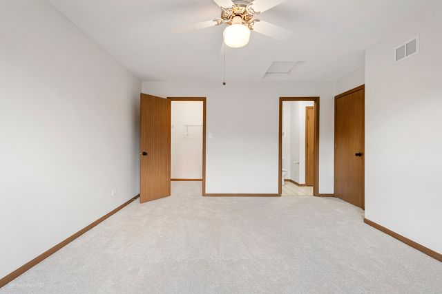 12527 S Central Park Avenue, Alsip, IL 60803