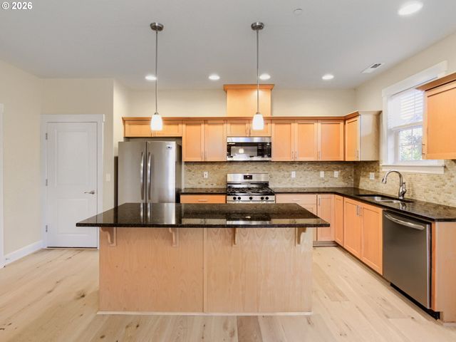 11300 Sw BERLIN Ave, Wilsonville, OR 97070