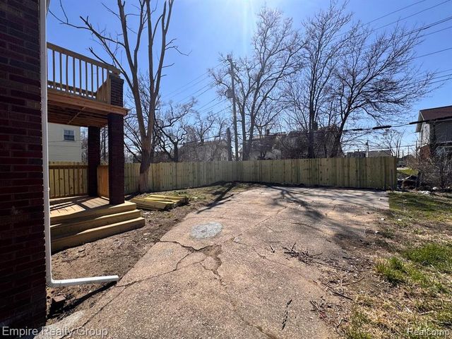 16931 Prairie Street 1, Detroit, MI 48221