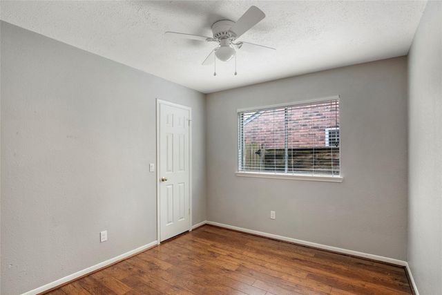 98 S Village Knoll Circle, The Woodlands, TX 77381