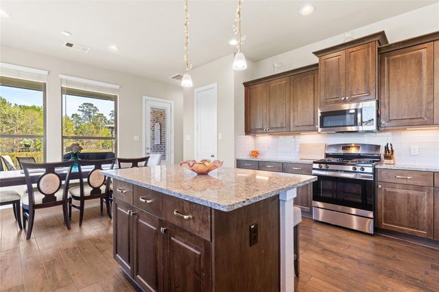 9801 Preserve Way, Conroe, TX 77385