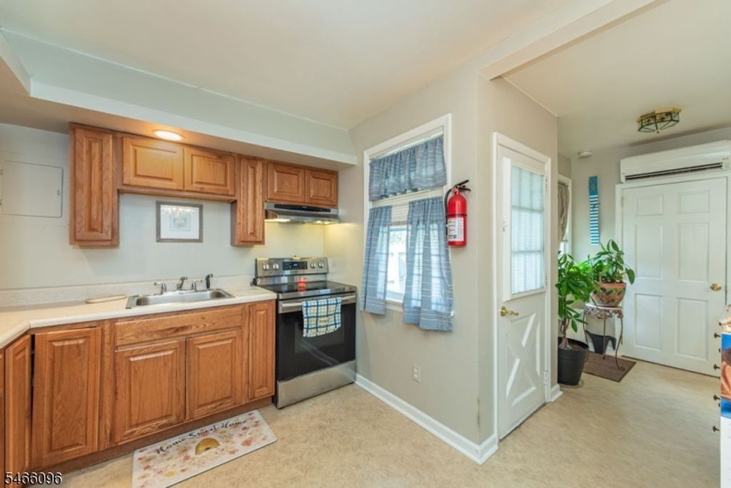 184 Fairfield Rd, Wayne Twp., NJ 07470 — photo 5