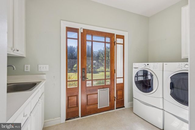 8612 SANDY BEACH LN, King George, VA 22485