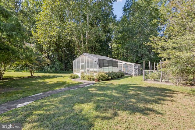 8612 SANDY BEACH LN, King George, VA 22485