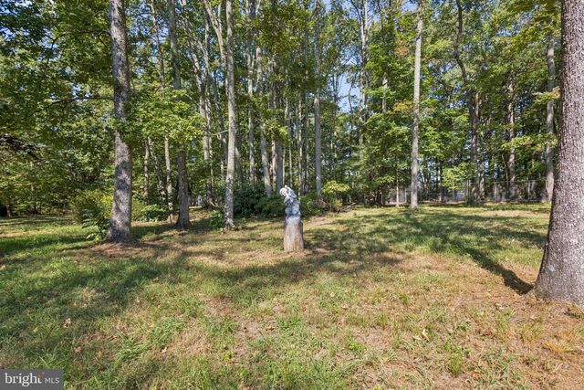 8612 SANDY BEACH LN, King George, VA 22485
