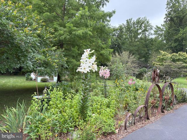 8612 SANDY BEACH LN, King George, VA 22485