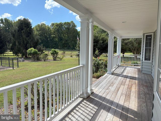 8612 SANDY BEACH LN, King George, VA 22485