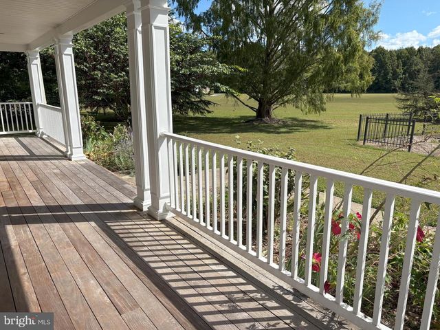 8612 SANDY BEACH LN, King George, VA 22485